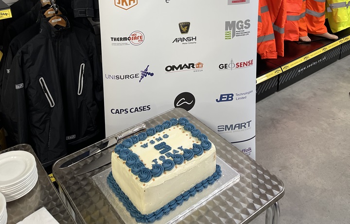 5th anniversary cake 5th anniversary cake